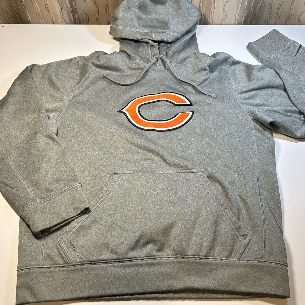 Nike Therma-Fit Chicago Bears C Logo Men's S Gray Hoodie Breast Cancer
